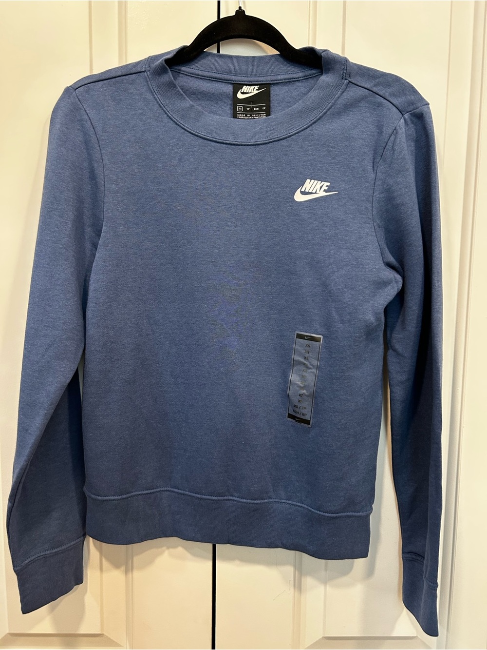 NWT Nike Women’s Club Fleece Crew Sweatshirt Blue XS